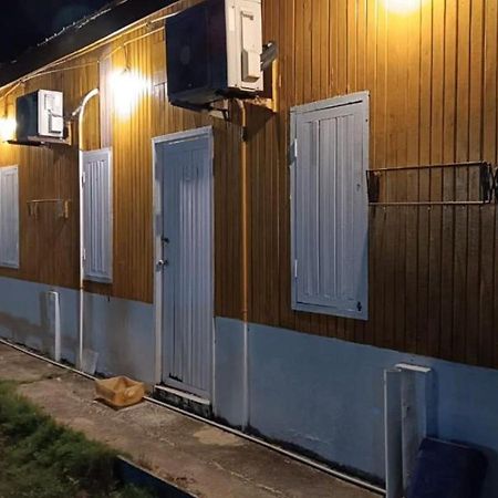 Quiver Dive Team Perhentian Dorm Pulau Perhentian Kecil Exteriör bild