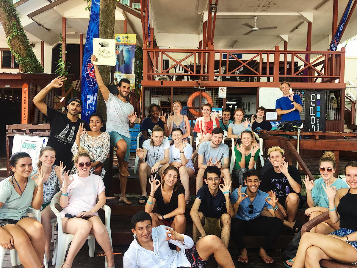 Quiver Dive Team Perhentian Dorm Pulau Perhentian Kecil Exteriör bild